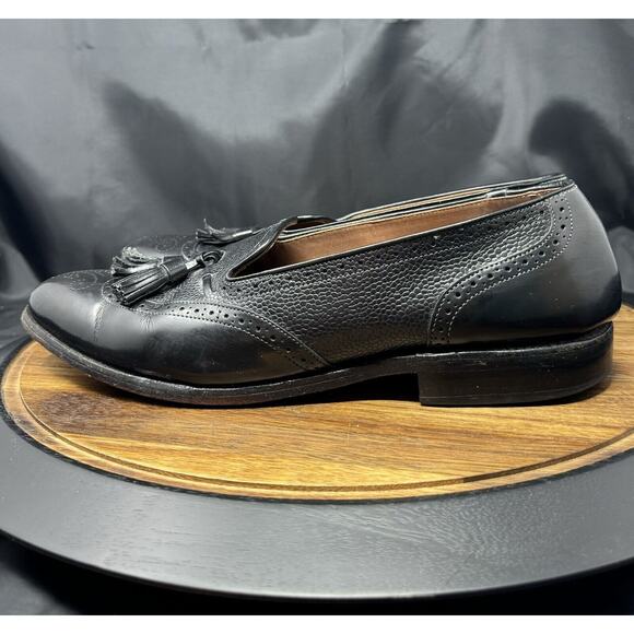 Allen Edmonds Auburn Men’s 11D Black Wingtip Tassel Loafer main image 5